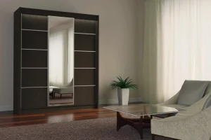 Trzydrzwiowa szafa przesuwna wenge 180 z lustrem MARETA